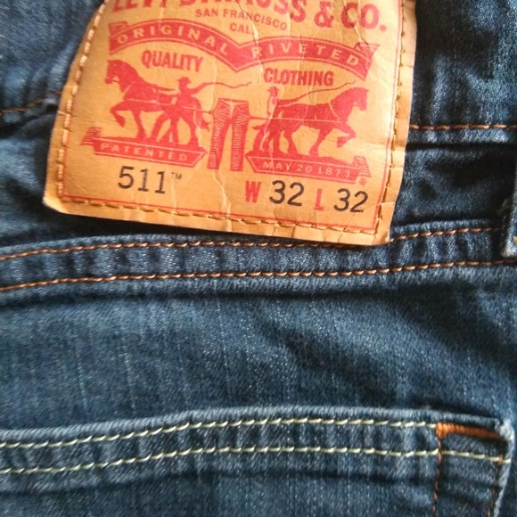 Wrangler Jeans - Picture 2 of 2